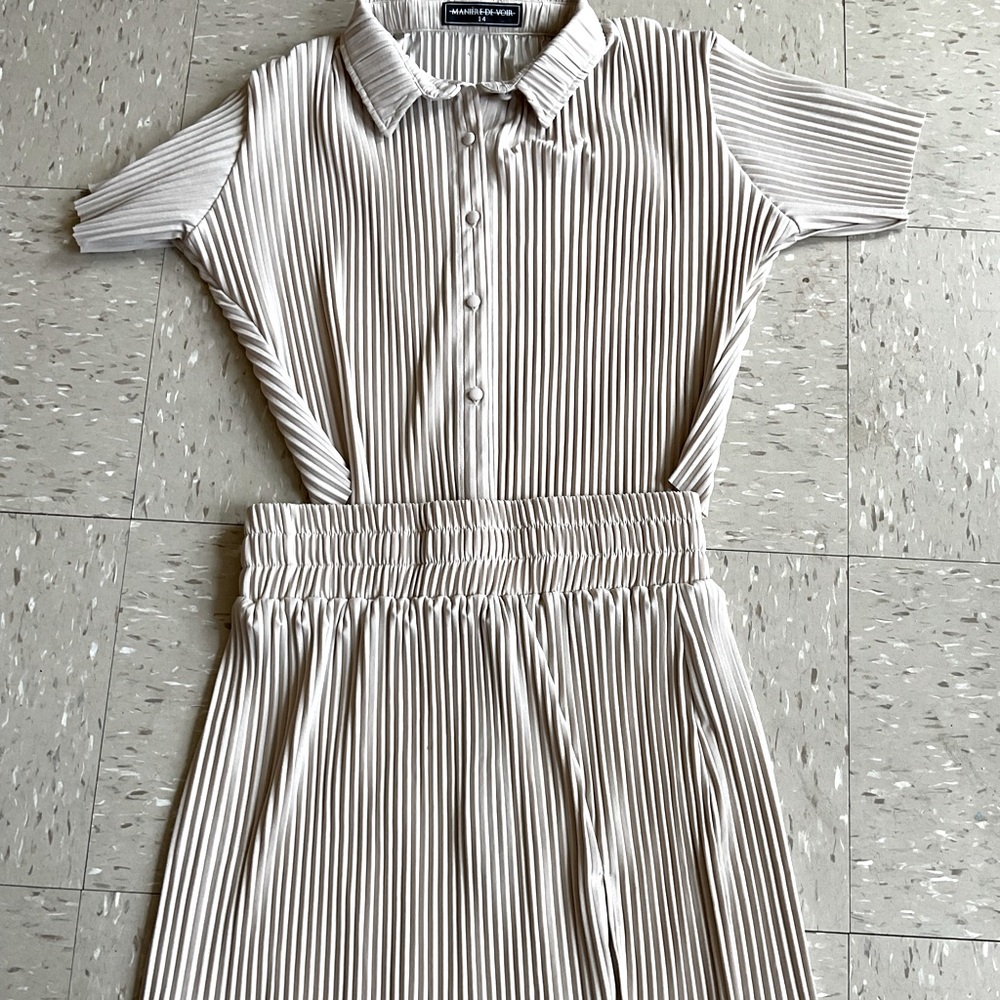 2piece Mainer devoir set BRAND NEW